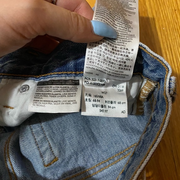 SOLD — LEVIS 501 SHORTS - Picture 3 of 3